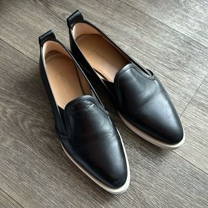Everlane Black Leather Slip-On Sneakers sz 5.5